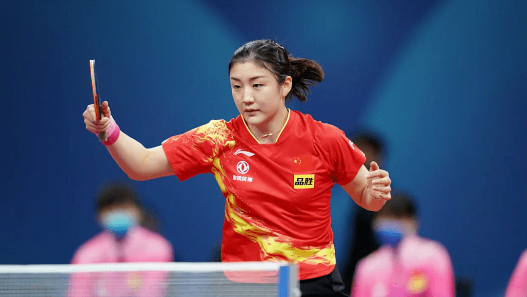 包含乒乓球杯赛掀起高潮，岭南巨龙队淘汰对手江汉迅豹队，战至最后一刻——边路成突破口的词条