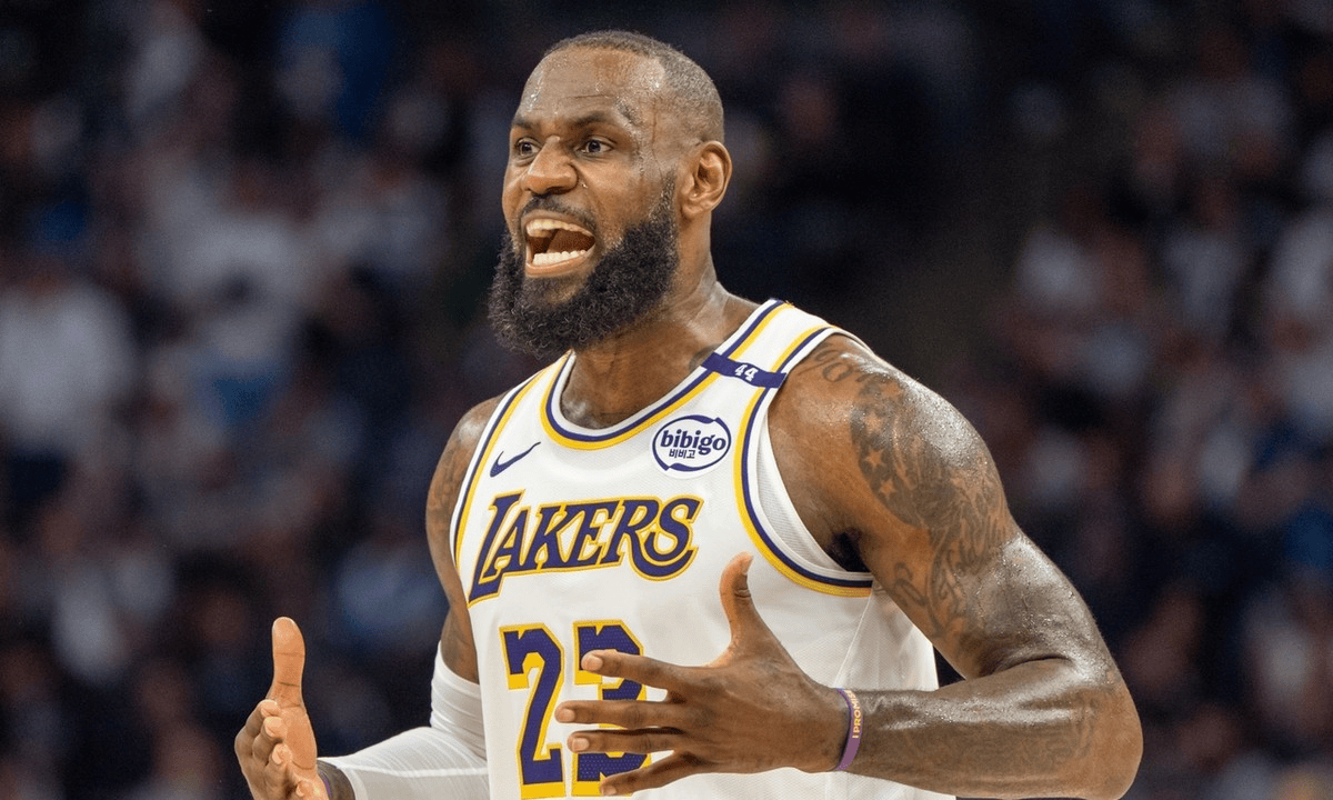 塔图姆在湖人比赛中出色防守，高光表现引发热议！的简单介绍开云体育注册平台