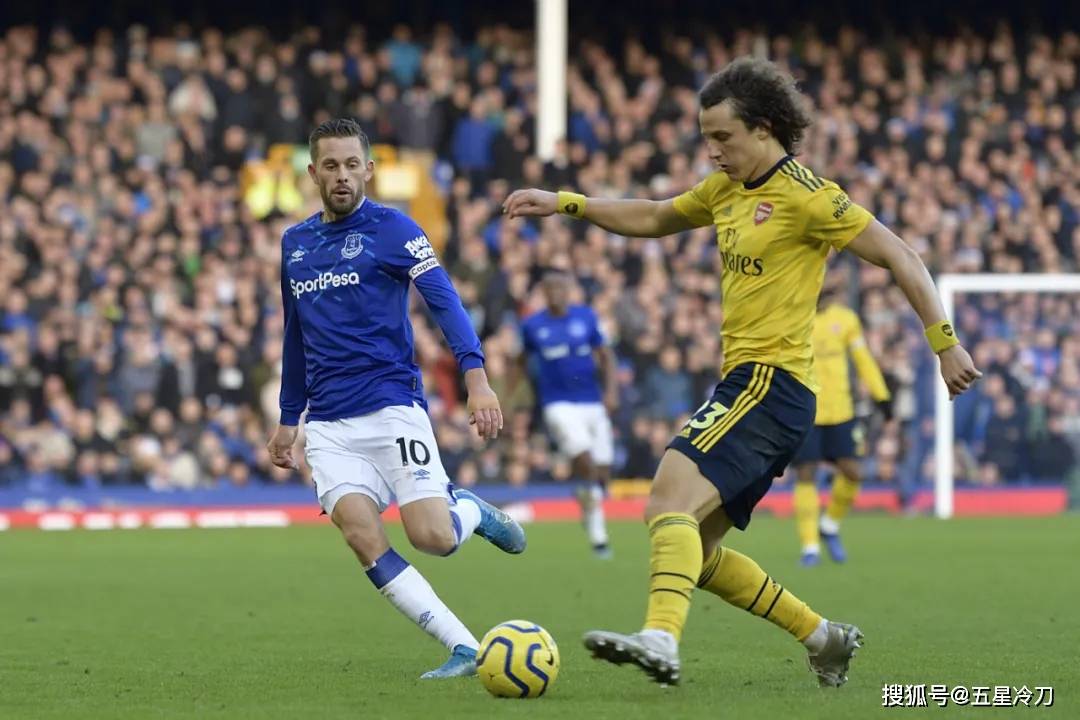 关于NBA总决赛赛前走向成谜，山东泰山再遭质疑，话题不断，赛程密集仍需轮换的信息