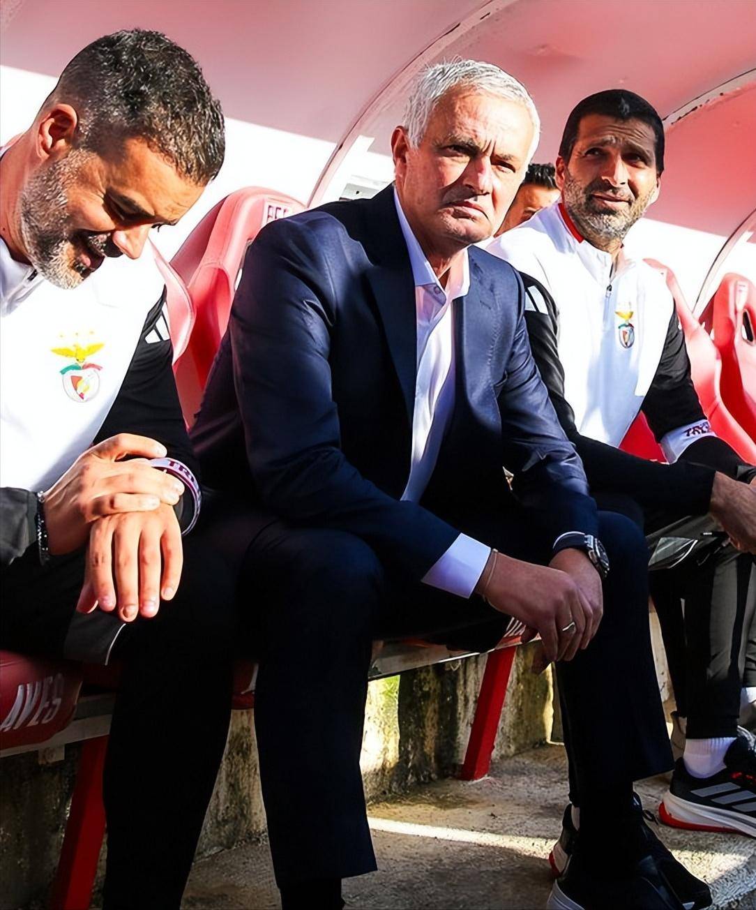 国际比赛日葡超焦点战，莱比锡扳平良机，质疑声仍在，更衣室氛围转暖的简单介绍